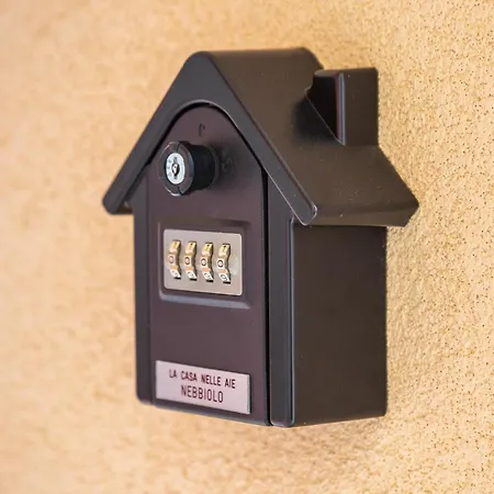 La Casa Nelle Aie - Nebbiolo - Free Wifi E Ac Apartamento La Morra